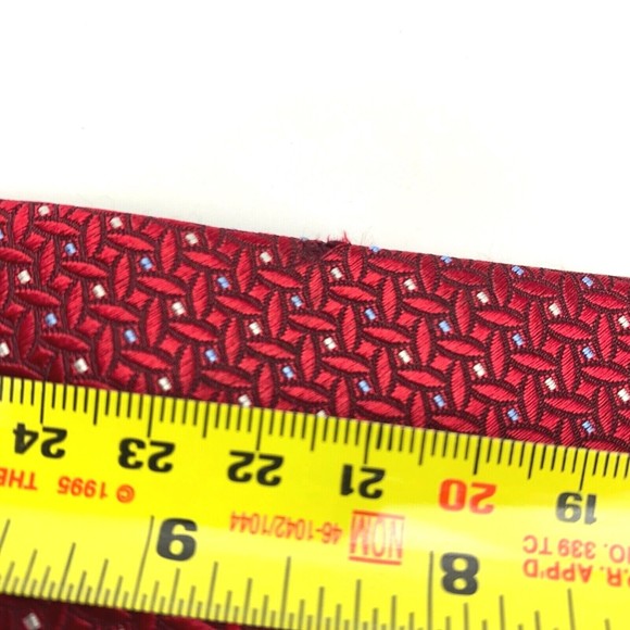 DANIEL CREMIEUX Tie Red 100% Silk Micro Squares Oval Geometric Men's Necktie 60" - Picture 7 of 9